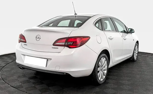 Opel Astra, J Рестайлинг — фото 2