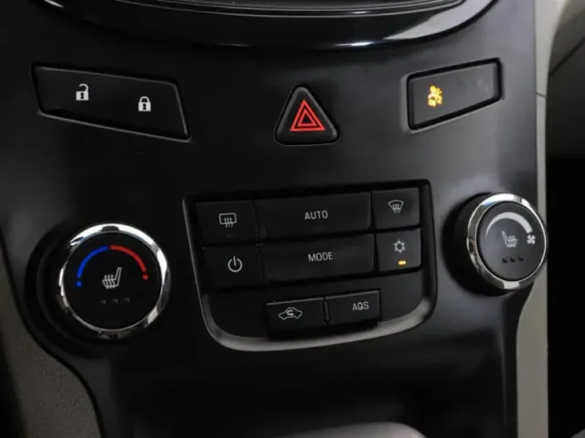 Chevrolet Orlando — фото 16