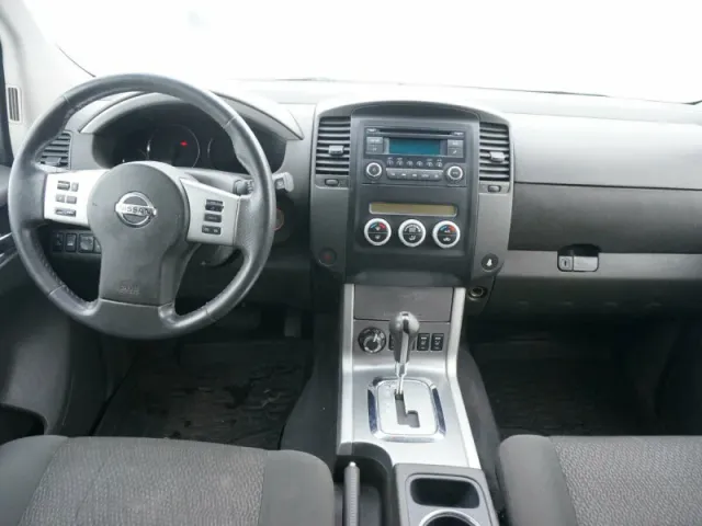 Nissan Pathfinder, III — фото 5