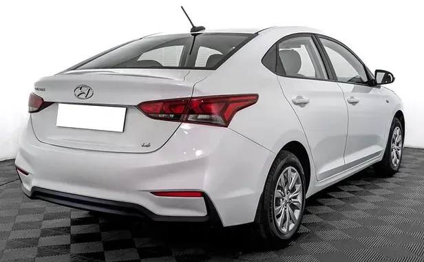 Hyundai Solaris, II — фото 17