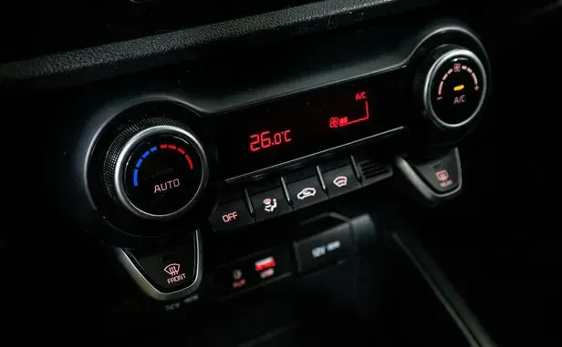 Kia Rio, IV — фото 9