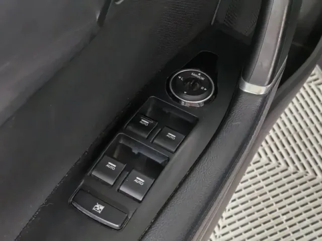 Hyundai i40, I — фото 17