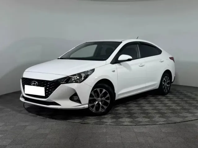 Hyundai Solaris, II Рестайлинг — фото 1