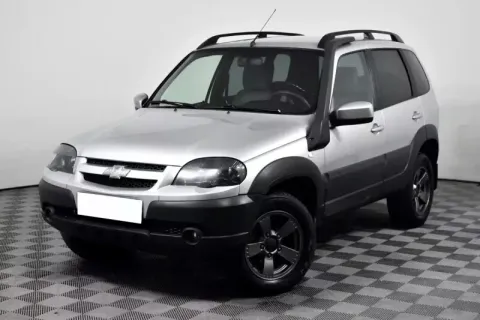 Chevrolet Niva — фото 1
