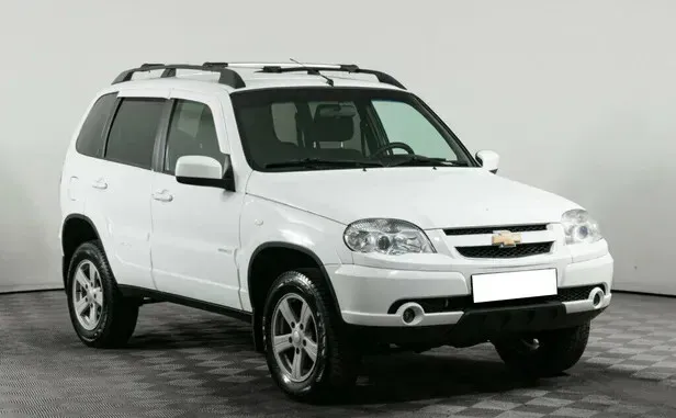 Chevrolet Niva, I Рестайлинг — фото 3