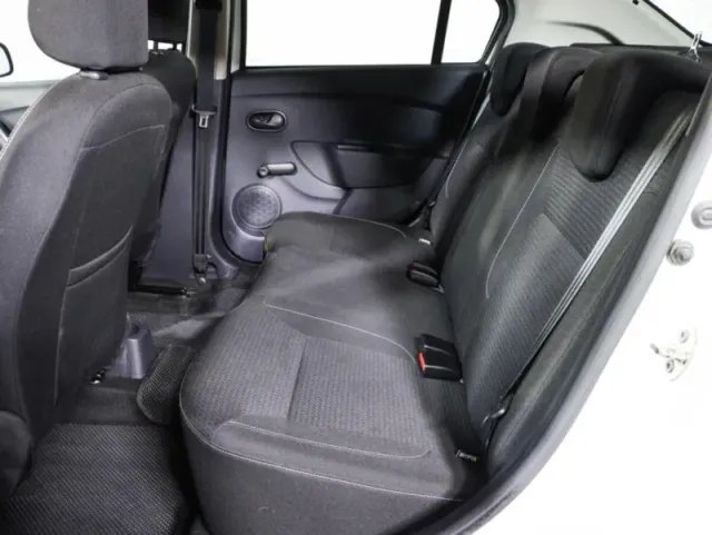 Renault Logan, II Рестайлинг — фото 9