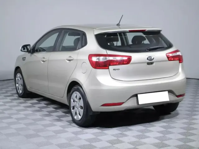 Kia Rio, III — фото 7