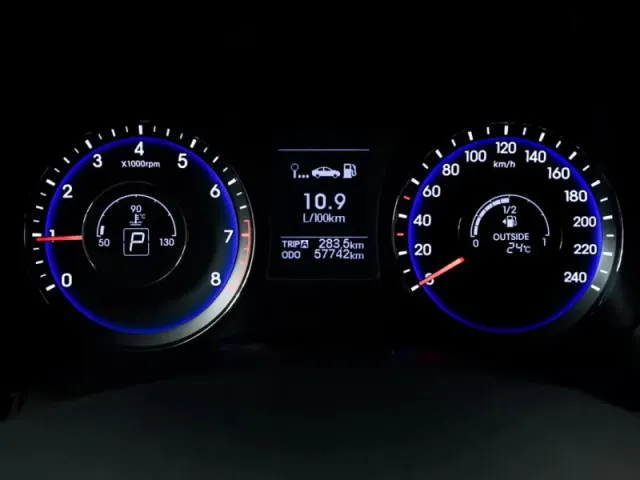 Hyundai i40, I — фото 12