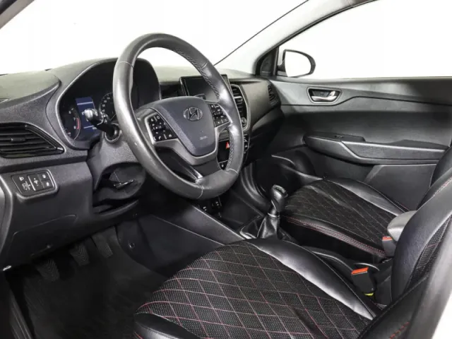 Hyundai Solaris, II Рестайлинг — фото 16