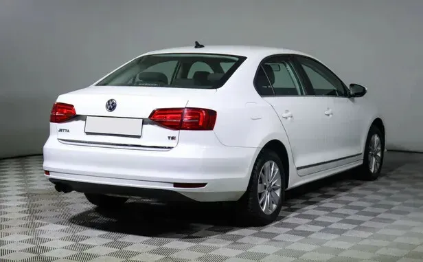 Volkswagen Jetta, VI Рестайлинг — фото 2