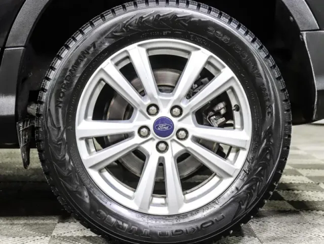 Ford Kuga, II Рестайлинг — фото 9