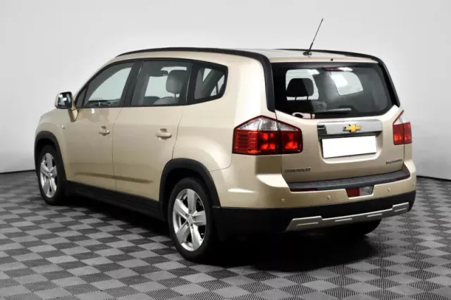 Chevrolet Orlando, I — фото 7