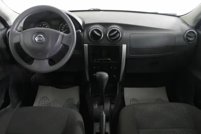 Nissan Almera, III (G15) — фото 5