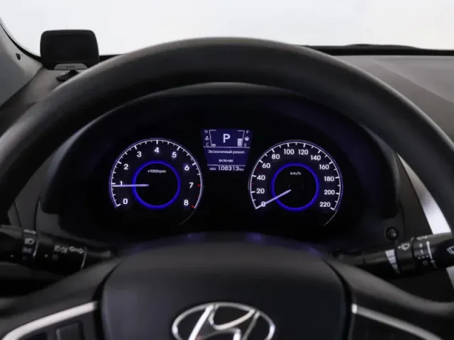 Hyundai Solaris, I — фото 11