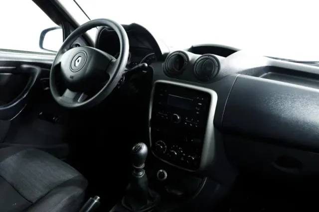 Renault Duster, I — фото 12