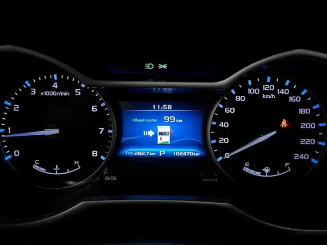 Geely Emgrand 7, I Рестайлинг — фото 17