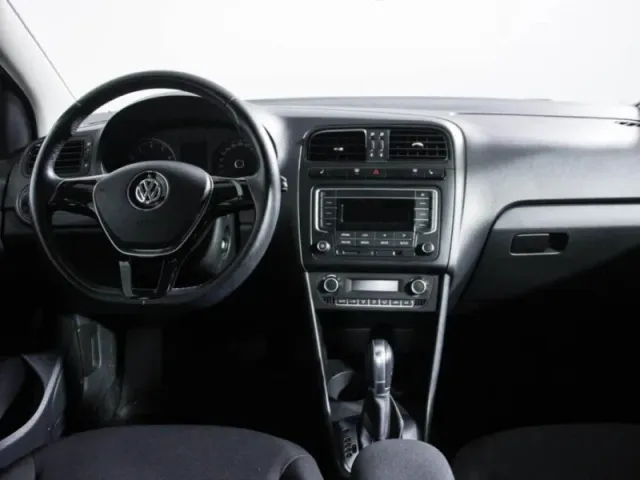 Volkswagen Polo, V Рестайлинг — фото 13