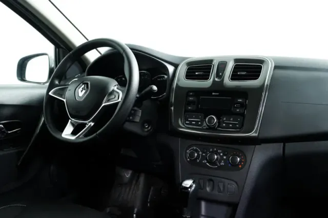 Renault Logan, II Рестайлинг — фото 11