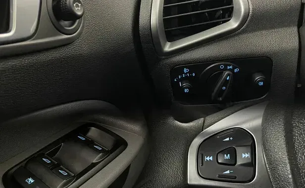 Ford EcoSport, II — фото 10
