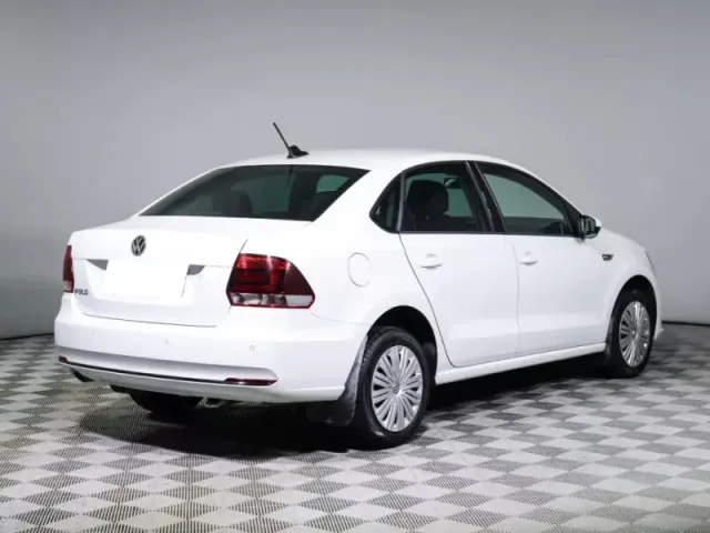Volkswagen Polo, V Рестайлинг — фото 16