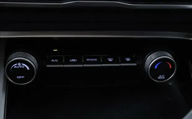Geely Coolray, I — фото 11