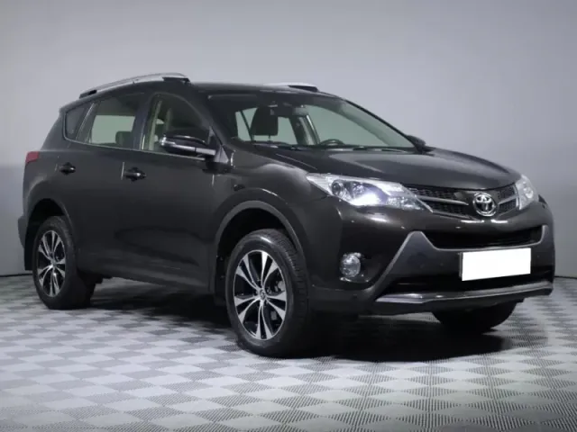 Toyota RAV4, IV (XA40) — фото 3