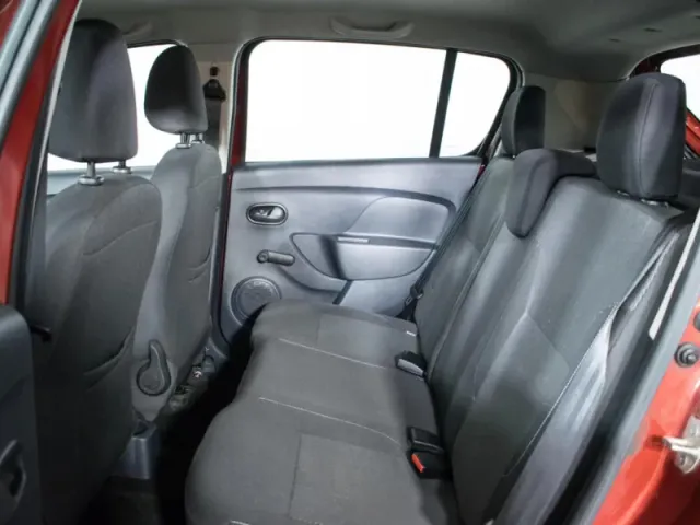 Renault Sandero, II Рестайлинг — фото 10