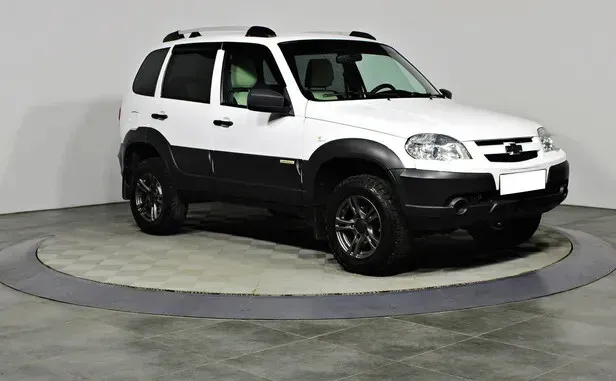 Chevrolet Niva, I Рестайлинг — фото 3