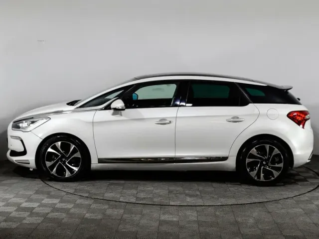 Citroen DS5 — фото 5