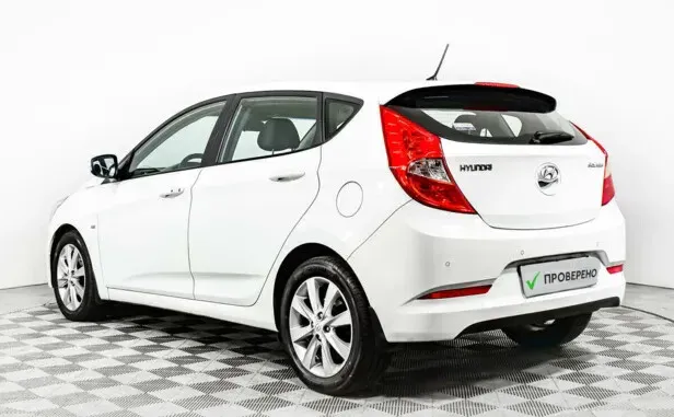 Hyundai Solaris, I Рестайлинг — фото 13