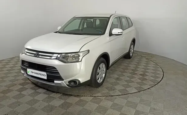 Mitsubishi Outlander, III Рестайлинг — фото 1