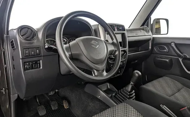Suzuki Jimny, III Рестайлинг 2 — фото 5