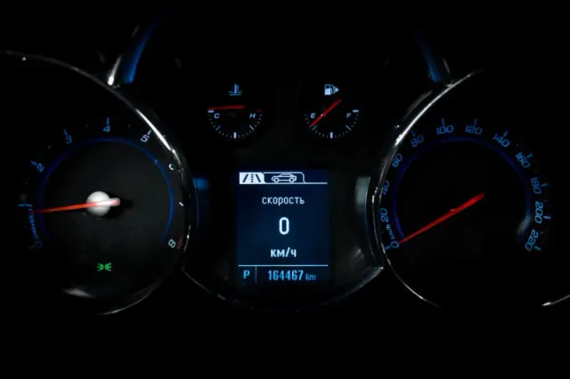 Chevrolet Cruze, I Рестайлинг — фото 10