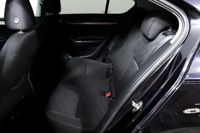 Skoda Octavia, III (A7) Рестайлинг — фото 12