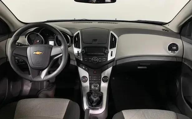Chevrolet Cruze, I Рестайлинг — фото 9