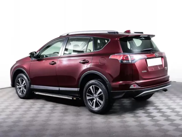 Toyota RAV4, IV (XA40) Рестайлинг — фото 7