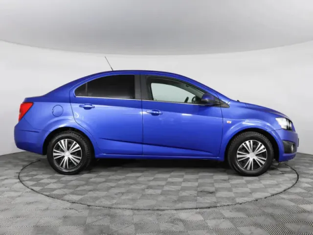 Chevrolet Aveo, II — фото 4