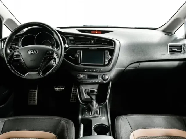Kia Ceed, II Рестайлинг — фото 10
