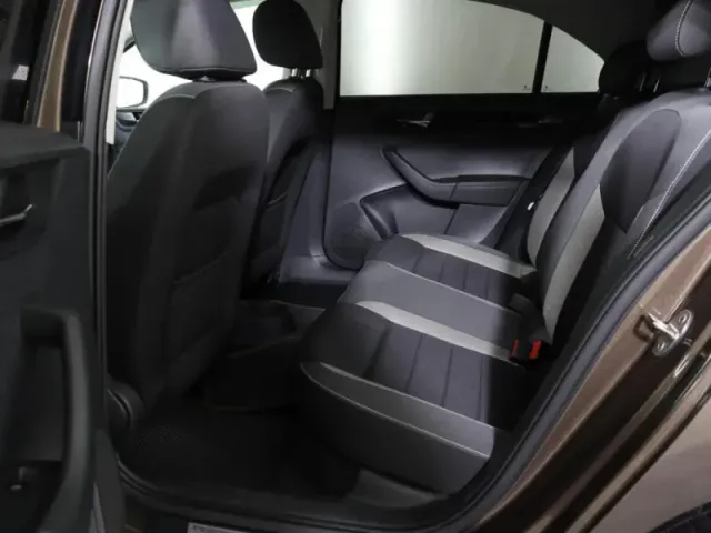 Skoda Rapid, I Рестайлинг — фото 14