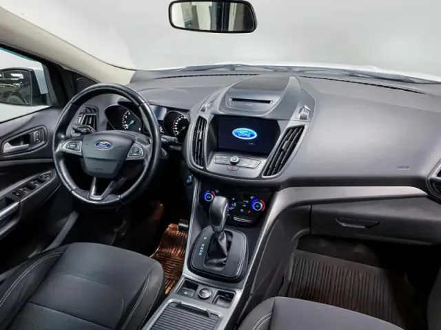 Ford Kuga, II Рестайлинг — фото 13