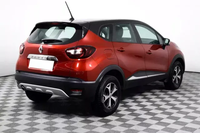 Renault Kaptur, I Рестайлинг — фото 5