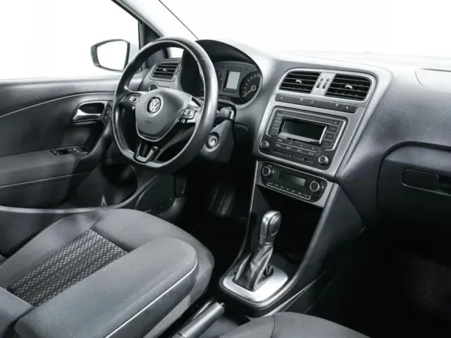 Volkswagen Polo, V Рестайлинг — фото 8