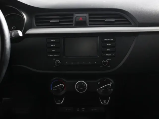 Kia Rio, IV — фото 15