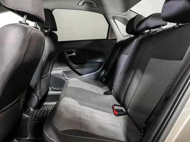 Volkswagen Polo, V Рестайлинг — фото 9