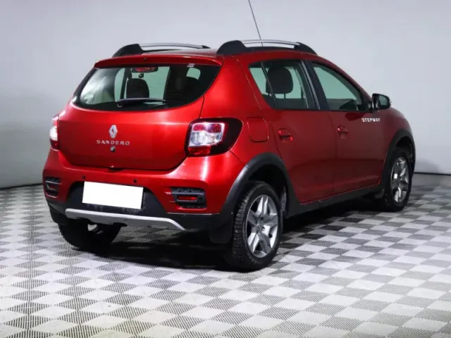Renault Sandero, II Рестайлинг — фото 5
