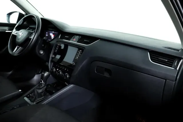 Skoda Octavia, III (A7) Рестайлинг — фото 9