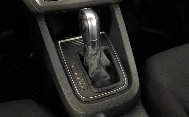 Volkswagen Jetta, VI Рестайлинг — фото 9