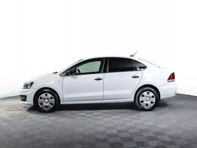 Volkswagen Polo, V Рестайлинг — фото 8