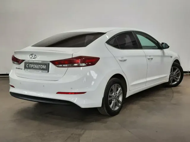 Hyundai Elantra, VI (AD) — фото 4