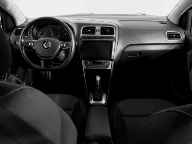 Volkswagen Polo, V Рестайлинг — фото 13